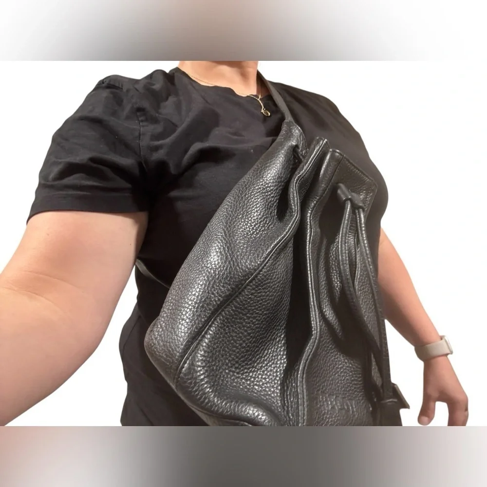 MC MASCOT Artisans of Alaska Black Natural Cowhide Leather Drawstring Bag